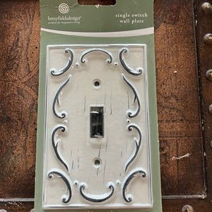 Betsyfieldsdesign single light switch wall plate metal new! White wash